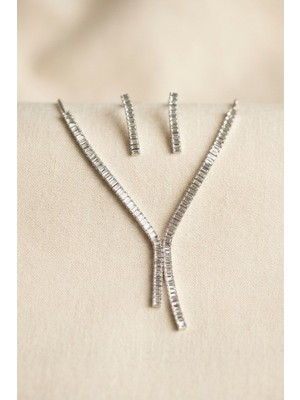 Inure Jewelry Baget Zirkon Taşlı Su Yolu Kolye ve Küpe Set