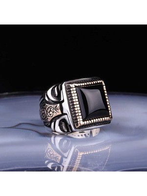 Inure Jewelry Gümüş Kare Onix Taşlı Erkek Yüzük