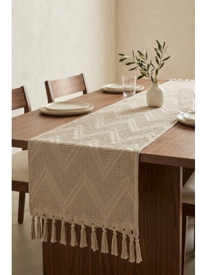 Dokuvia Chevron Desenli Dokulu Püsküllü Dekoratif Runner Masa Örtüsü 45X150 cm
