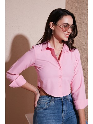 Lela Pamuk Karışımlı Slim Fit Uzun Kollu Crop Gömlek Bayan Gömlek 6777336