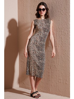 Lela Slim Fit Bisiklet Yaka Kolsuz Midi Boy Elbise Bayan Elbise 5866251