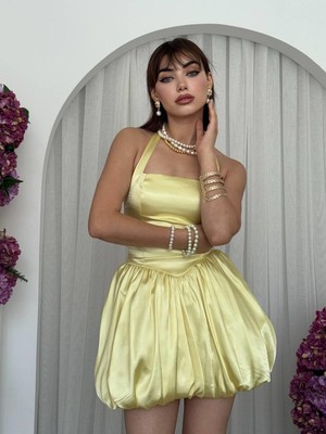 Moda Days Kadın Sari Mini Elbise Saten Halter Yaka Büzgülü Balon Etekli Şık