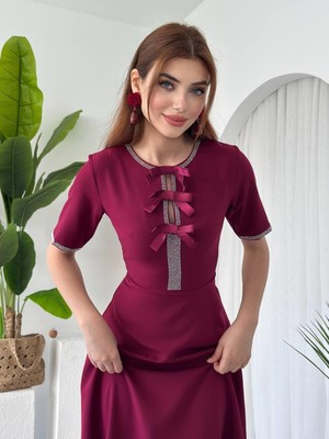 Moda Days Kadın Bordo Midi Elbise Taşlı Fiyonk Detaylı Bisiklet Yaka Kısa Kollu