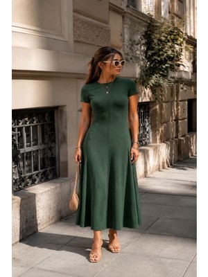 Moda Days Kadın Midi Elbise Bisiklet Yaka Kısa Kollu Ribana Kumaş Parçalı Kesim