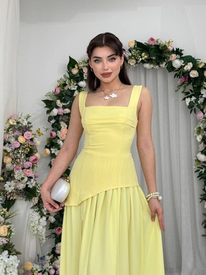 Moda Days Kadın Sari Midi Elbise Kare Yaka Askılı Yırtmaçlı Drapeli Şifon Atlas