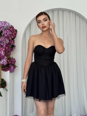 Moda Days Kadın Siyah Mini Elbise Straplez Kalp Yaka Büzgülü Tül Etekli Mini Abiye Elbise