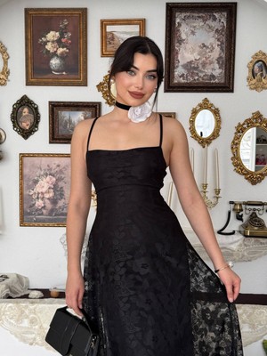 Moda Days Kadın Siyah Askılı Sırtı Bağlamalı Kare Yaka Dantel Uzun Abiye Elbise