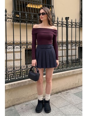Lela Pamuklu Fitted Fit Madonna Yaka Bluz Kadın Bluz 5866862