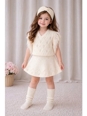 Meriç Bebe Kız Çocuk Triko 4\'lü Takım Püsküllü Süveter Beli Lastikli Etek Saç Bandı Çorap
