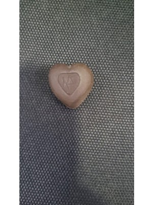 Es Dekor Yapay Kalp Çikolata 1 Adet Plastik(Boyutu : Başparmağı Ucu Kadar)