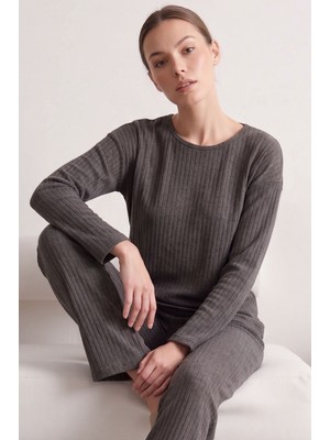 Farya Home Pamuklu Şeritli Kışlık Yumuşak Tuşe Interlok Örme Pijama Takımı