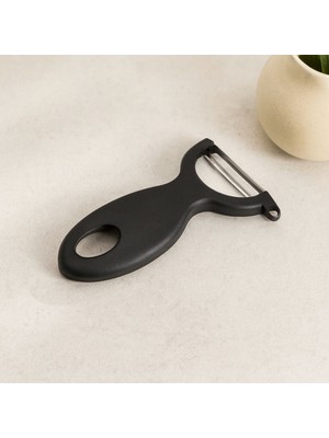 L-00834 Soyacak Siyah Plastik Saplı
