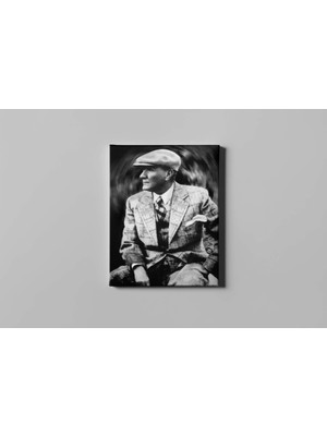 Fotolyo Atatürk Tablosu; Şık Takım Elbiseli 1. Siyah - Beyaz
