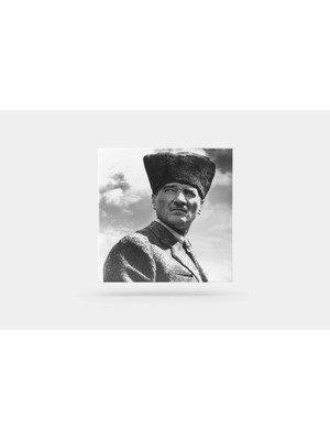Fotolyo Atatürk Tablosu; Kalpaklı 2. Siyah - Beyaz, Kare