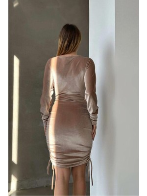 Lior Design Kadın Özgün Tasarım Kadife Kumaş Kruvaze Yaka Drapeli Mini Abiye Elbise
