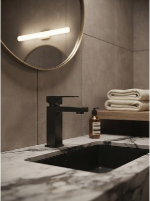 Titanium Design Kare Siyah Lavabo Bataryası