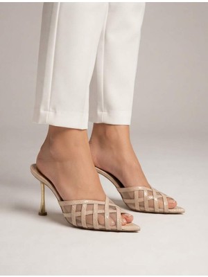 Lescarpe 8794 Rengi Sivri Burun Topuklu Kadın Terlik Topuk Boyu: 11 cm