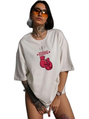 YM PAZARLAMA Kadın Bisiklet Yaka Boks Eldiven Baskılı Oversize T-Shirt - Beyaz