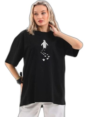 YM PAZARLAMA Kadın T-Shirt Penguen Baskılı Bisiklet Yaka Kısa Kol Yazlık Tişört - Siyah