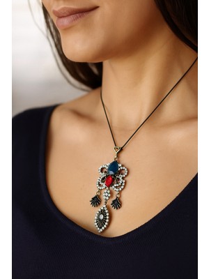 Moda Accessories Kadın Kelebek Figürlü Zirkon Taşlı Otantik Kırmızı Kolye Ucu