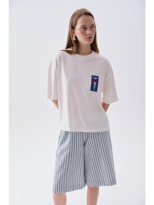 Mudo Kadın Beyaz Nakışlı Bisiklet Yaka T-Shirt