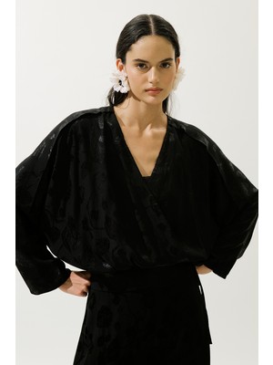 Jakarlı Saten Kimono Siyah