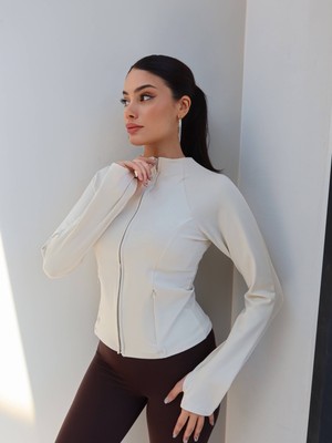 Esra Helvacı Dik Yaka Fermuarlı Dar Kesim Ceket