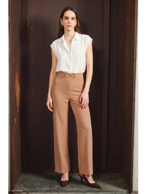 Sateen Aksesuar Detaylı Pantolon - Koyu Bej