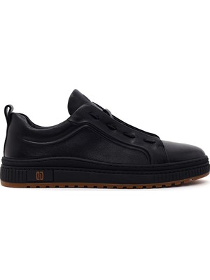 Derimod Erkek Siyah Bağcıklı Deri Sneaker WM680046DV