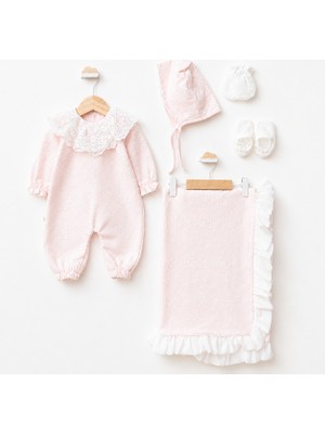 Pugi Baby Dantel Detaylı Kız Bebek Tulum Şapka Battaniye Patik Seti