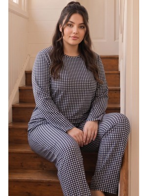 Siyah İnci Desenli Termal Kumaşlı Ultra Soft Yumuşak Büyük Beden Battal Boy Örme Pijama Takımı 26226709