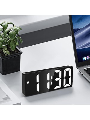 OEM LED Ekran USB Güç Dijital Aynalı Masa Saati Sıcaklık Alarm Takvim