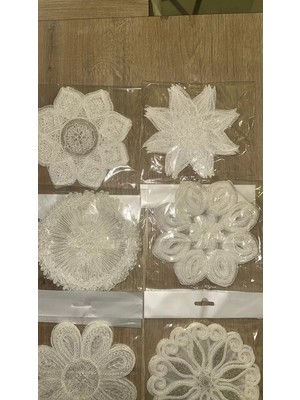 Bezos 6 Lı Dantel Kahve Sunumluğu 15X15 cm Asorti Desenli Şık Bardak Altlığı