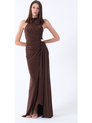 Feminist Kahve Halter Yaka Drapeli Beli Gold Toka Detaylı Straplez Abiye 9705862