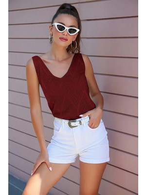 AQE FASHION Kadın Ön Arka V Yaka Kolsuz Askılı Sim Detaylı Bordo Bluz