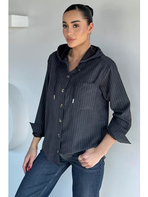 Gülseli Kadın Çizgi Desenli Kapüşonlu Spor Gömlek P-00021452