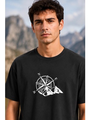 3 Erkek Outdoor Pusula Dağ Baskılı Kısa Kollu Oversize T-Shirt - Siyah