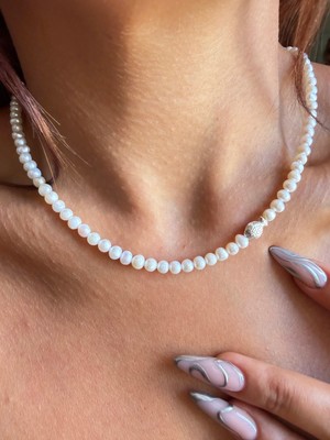 Aida Jewelss Gümüş Kilitli 3mm Doğal Tane Inci Kolye Gümüş Balon Balıklı Inci Kolye