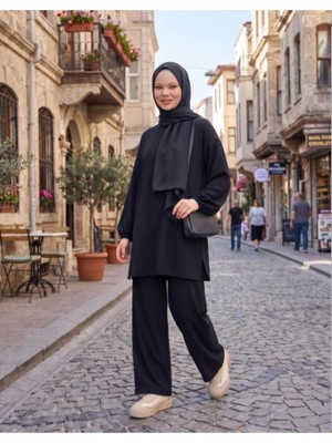 Zeynep Uyanık Pantolon Tunik Takım