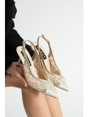 Dabab Shoes Laceora Kadın Bej Sivri Burun 7 cm Topuklu Dantel Dokulu Inci Detaylı Slingback Abiye Ayakkabı