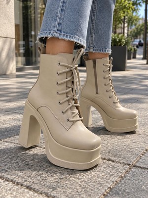 Asmi Shoes Kadın Magret Krem Cilt Bağcıklı Detaylı 12 cm Platform Topuklıu Fermuarlı Bot