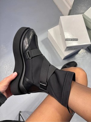 Dabab Shoes Adrinal Siyah Strej Kemer Detay Düz Taban Kadın Spor Bot