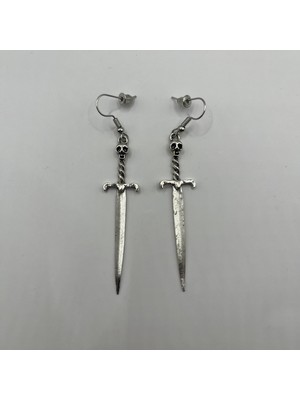 AG23 Tasarım Kılıç Kuru Kafa Detaylı Silver Gümüş Renkli Gothic Küpe