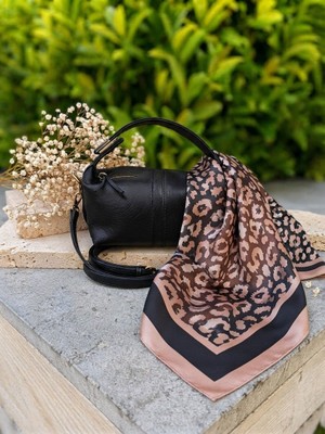 SS Trend Store Kadın El ve Omuz Çantası & Leopar Desenli Kaşmir Şal Kombin Seti – 2 Parça