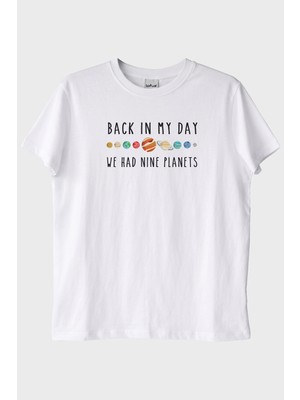 lofux Back in My Day We Had Nine Planets Baskılı Beyaz T-Shirt