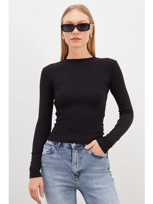 FullaModa Basic Bisiklet Yaka Slim Fit Crop Bluz