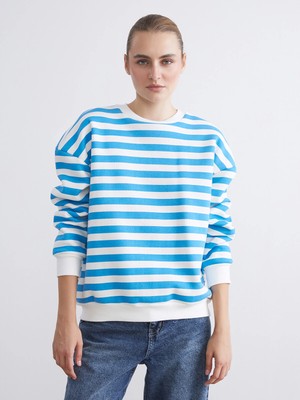 Lc Waikiki Yeni Sezon Bisiklet Yaka Çizgili Oversize Kadın Sweatshirt