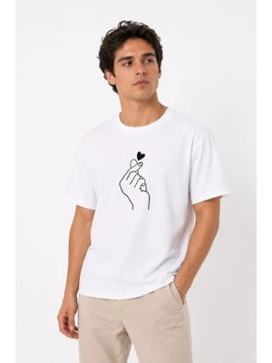 TeknoKapsül Erkek Kore Parmak Kalp Aşk Temalı Minimal Baskılı Tişört Yazlık Kısa Kol T-Shirt - Beyaz - Beyaz / S