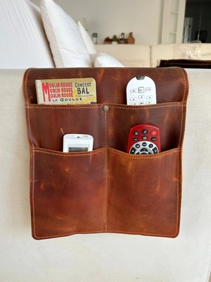 LWA Leather Deri Koltuk Kolçak Düzenleyici, Dergiler, Tabletler, Uzaktan Kumandalar, Kitaplar ve Aksesuarlar Için 4 Cepli El Yapımı Astarlı Büyük Boy