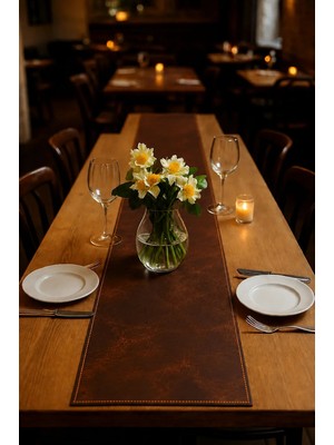 LWA Leather Hakiki Eskitme Deri Table Runner - El Yapımı Lüks Yemek Masası Örtüsü & Şölen Matı 82 × 206 cm